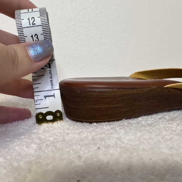 Italian Shoemakers Mustard Floral Sandals - Picture 4 of 4